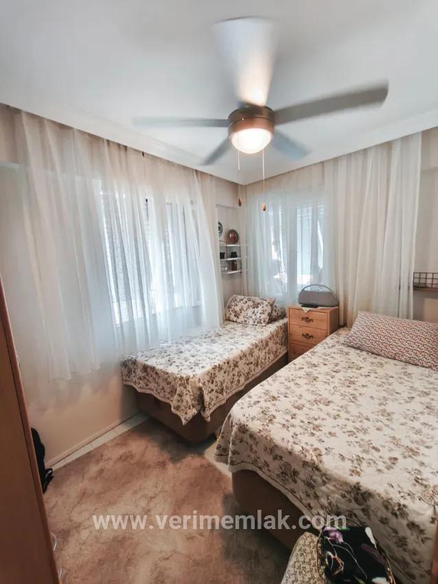On Gümüldür Beach 1+1 50 m2 furnished at an appropriate price for sale apartment