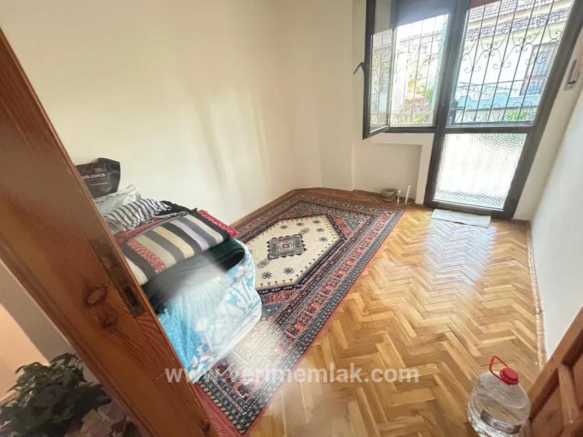 In Gümüldür, a 4+1 villa for sale with a large garden within a 100m site from the sea