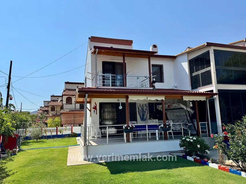 3+1 Bedroom Villa For sale in Cumhuriyet Nbh. Seferihisar Doğanbey - 220 m²