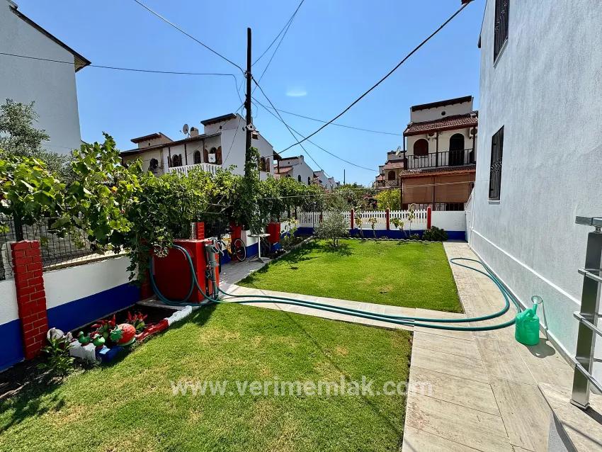 3+1 Bedroom Villa For sale in Cumhuriyet Nbh. Seferihisar Doğanbey - 220 m²