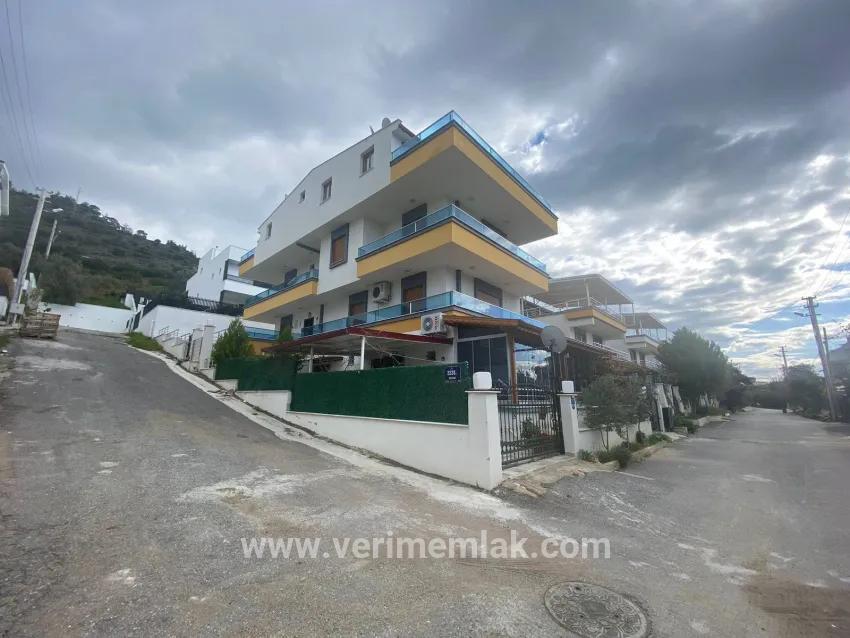 Menderes Lowland Neighbourhood In Özdere, 2+1 Garden Floor Apartment For Sale