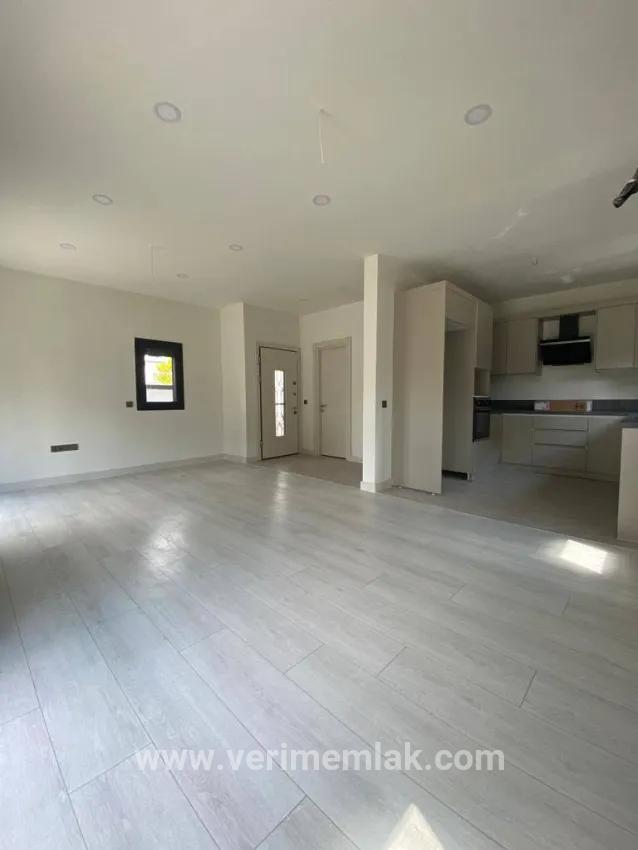 3+1 Bedroom Villa For sale in Cumhuriyet Nbh. Seferihisar Doğanbey - 288 m²