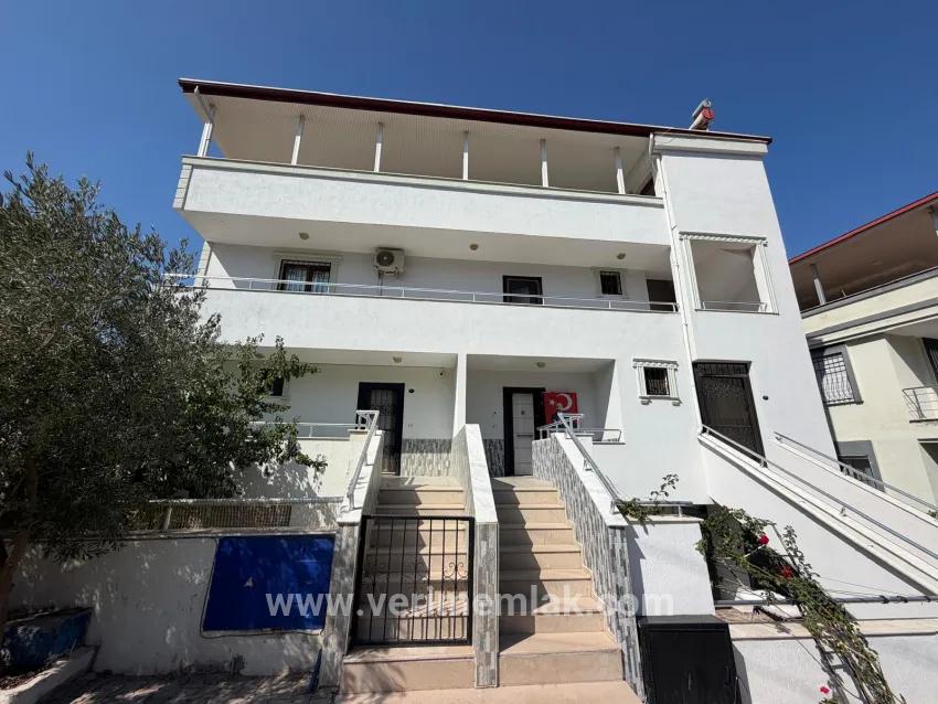 2+1 Bedroom Apartment For sale in Mersin Alanı Nbh. Seferihisar Ürkmez - 160 m²