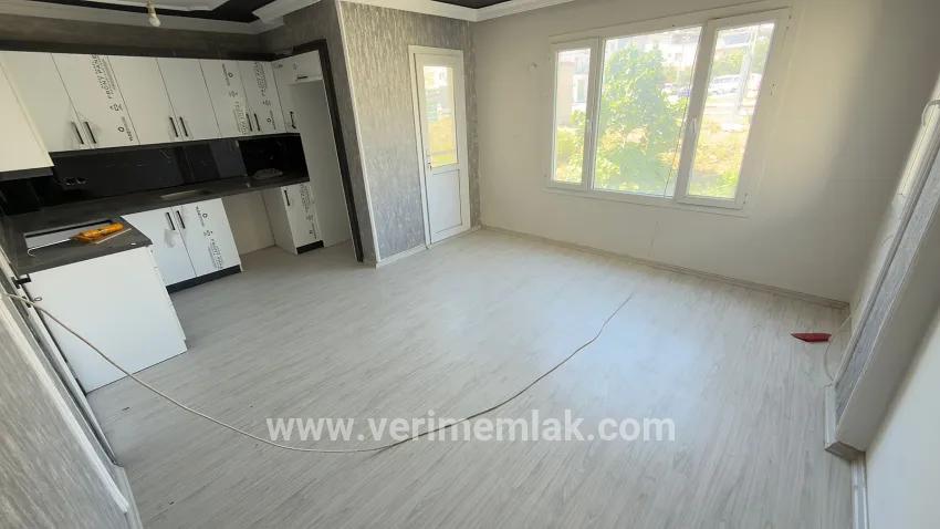4+2 Bedroom Apartment For sale in Çukuraltı Nbh. Menderes Özdere - 200 m²