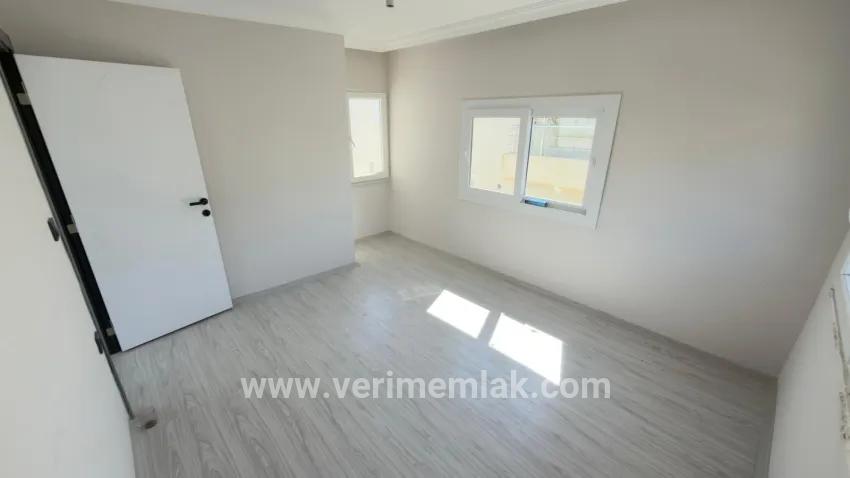 4+2 Bedroom Apartment For sale in Çukuraltı Nbh. Menderes Özdere - 200 m²