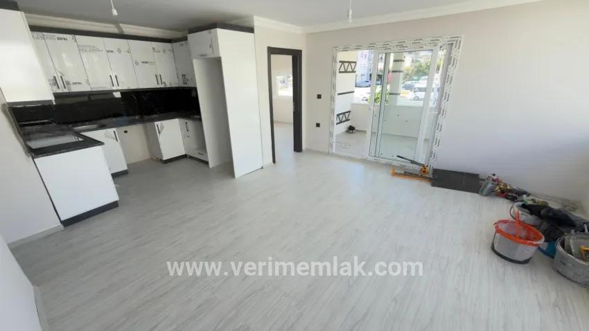 4+2 Bedroom Apartment For sale in Çukuraltı Nbh. Menderes Özdere - 200 m²