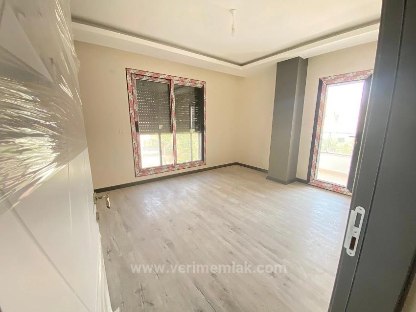 3+1 Villa With Garden For Sale In Doğanbey, Near The Sea