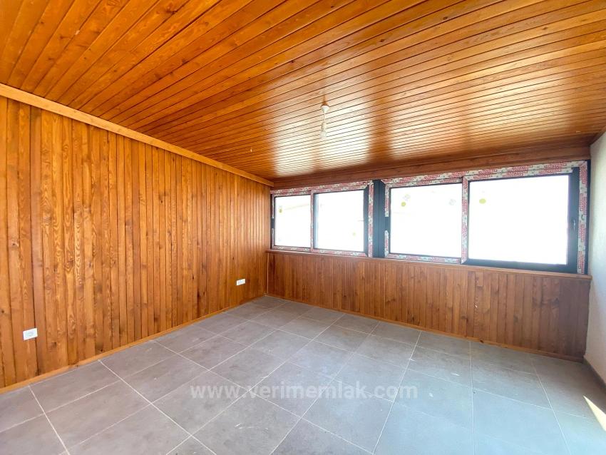 3+1 Villa With Garden For Sale In Doğanbey, Near The Sea