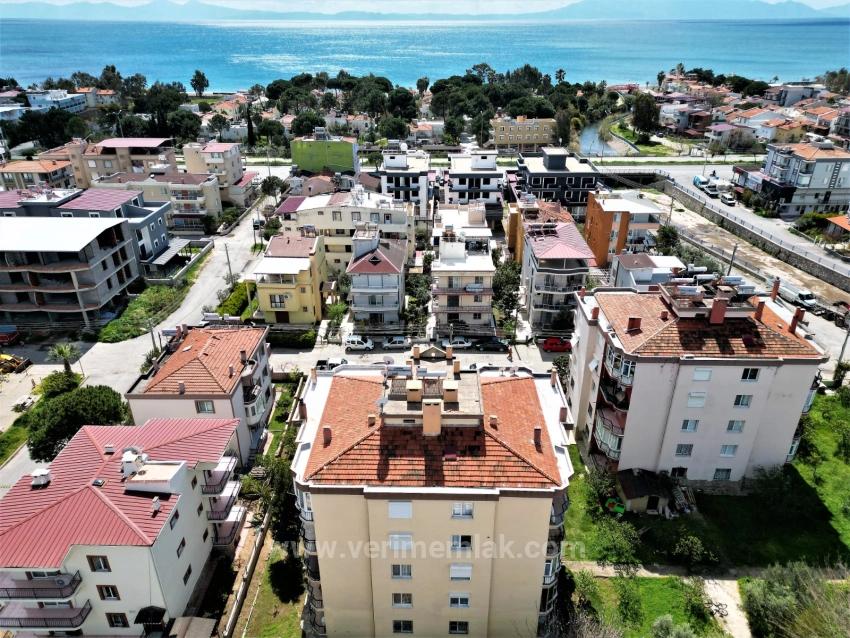 3+1 Apartment For Sale In Ürkmez, Near The Sea, Elevator, In The Center Of The Market
