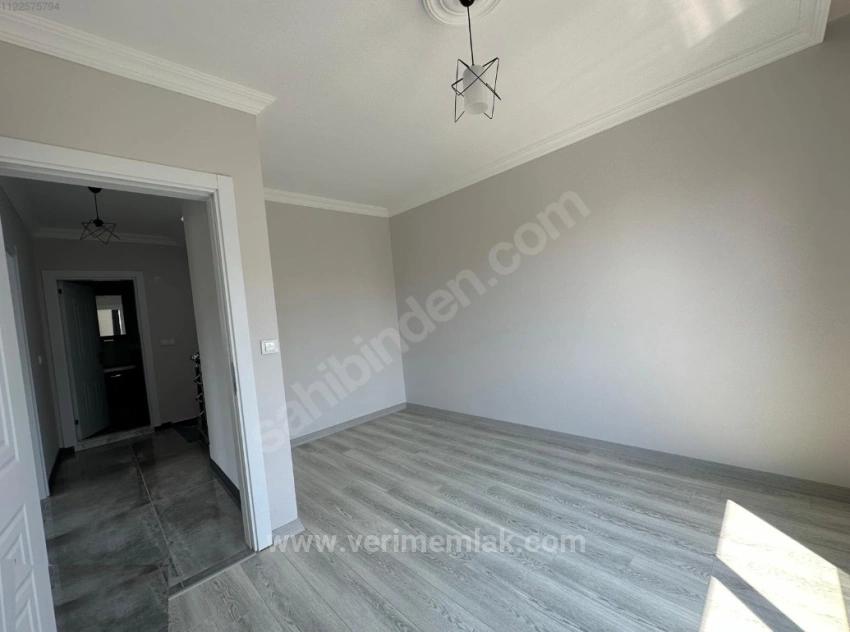 Seferihisar.cumhuriyet Mah. 500M Distance To The Sea, 3+1 Villa With Large Garden For Sale