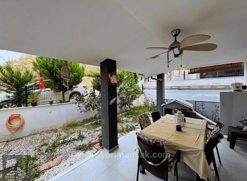 Spacious 3+1 Duplex Apartment With Garden, 500M From The Sea In Seferihisar Mersin Area.