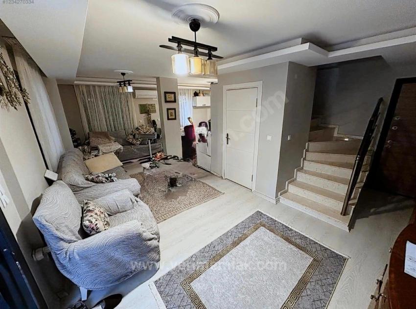 Spacious 3+1 Duplex Apartment With Garden, 500M From The Sea In Seferihisar Mersin Area.