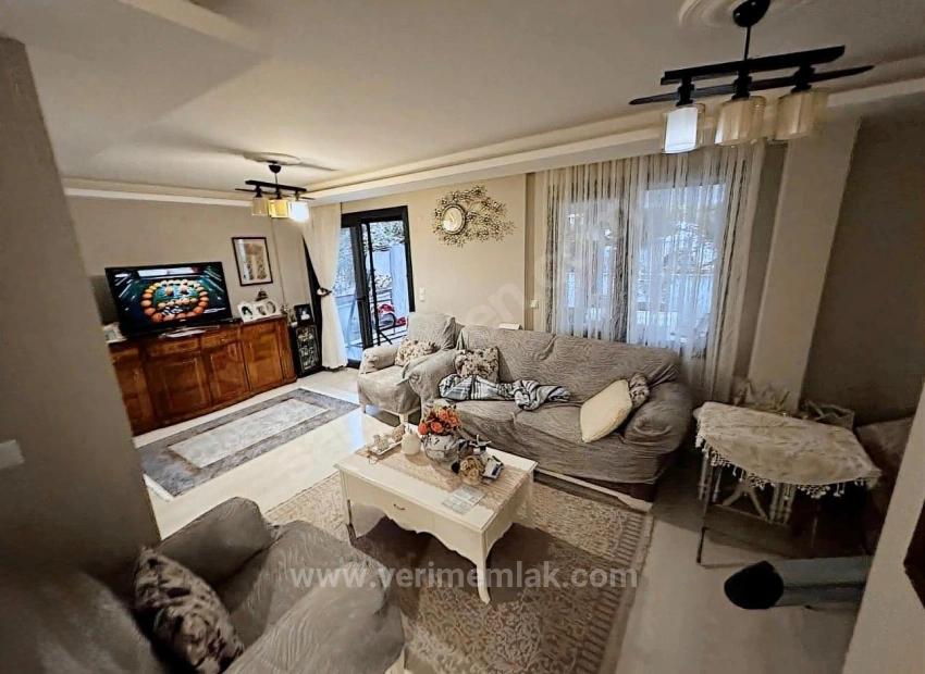 Spacious 3+1 Duplex Apartment With Garden, 500M From The Sea In Seferihisar Mersin Area.