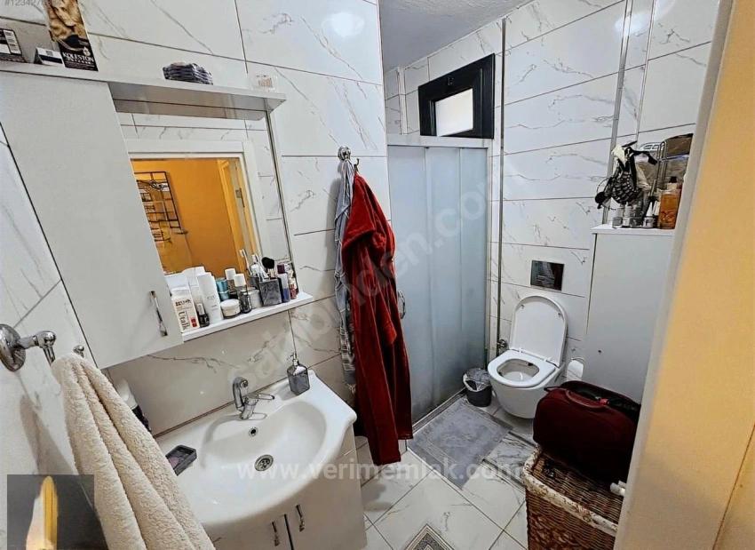 Spacious 3+1 Duplex Apartment With Garden, 500M From The Sea In Seferihisar Mersin Area.