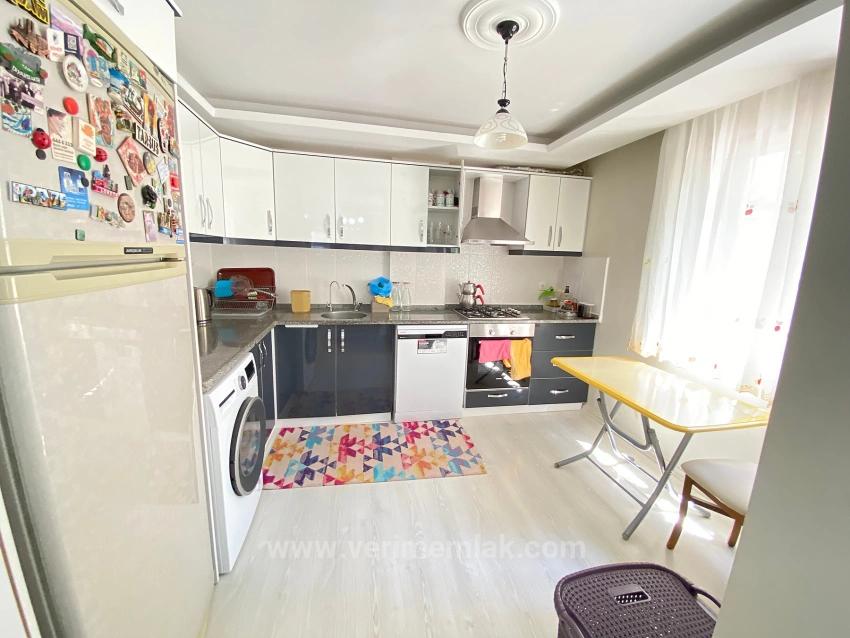 Spacious 3+1 Duplex Apartment With Garden, 500M From The Sea In Seferihisar Mersin Area.