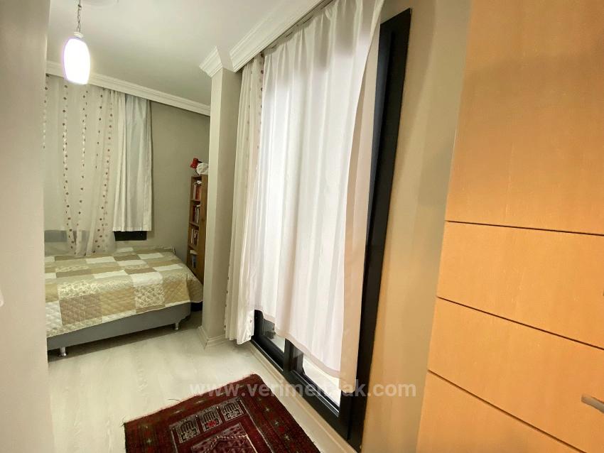 Spacious 3+1 Duplex Apartment With Garden, 500M From The Sea In Seferihisar Mersin Area.