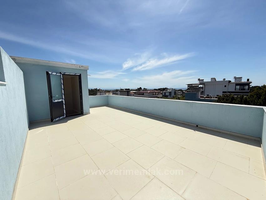 2+1 Villa For Sale In Doğanbey With A Large Garden, Very Close To The Sea