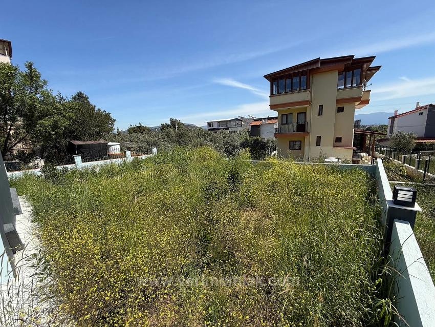 2+1 Villa For Sale In Doğanbey With A Large Garden, Very Close To The Sea