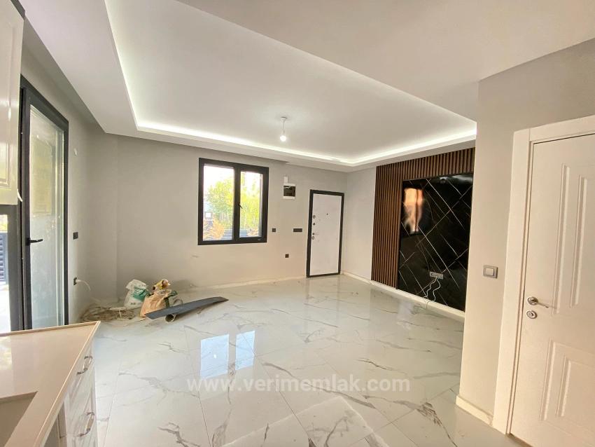 4+1 Villa For Sale With Detached Garden, Very Close To The Sea In Doğanbey