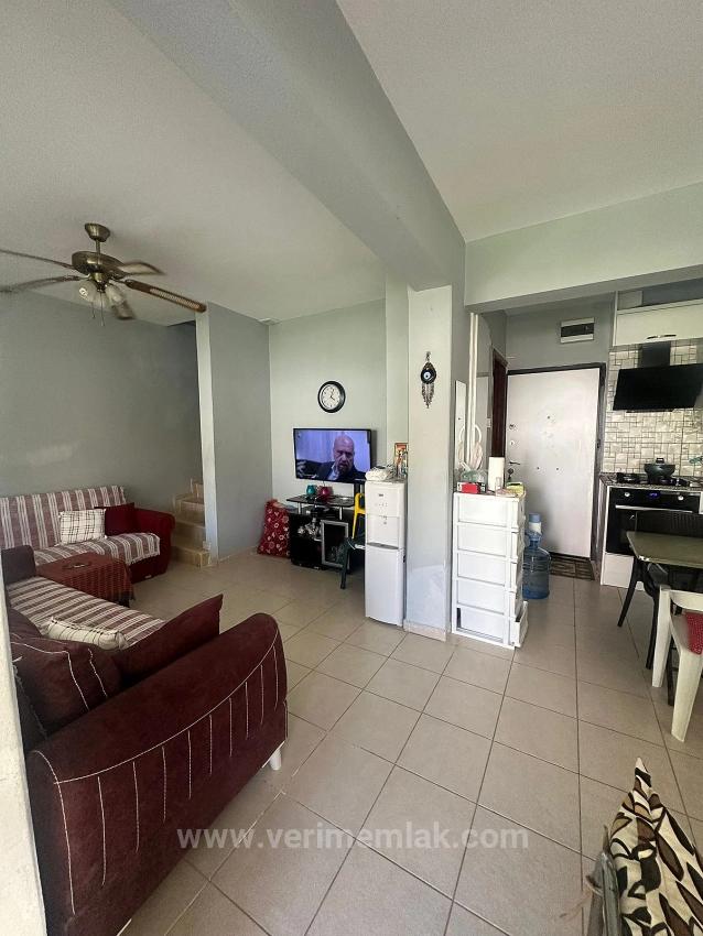 Villa With A Large Garden, Located On The Beach In Özdere