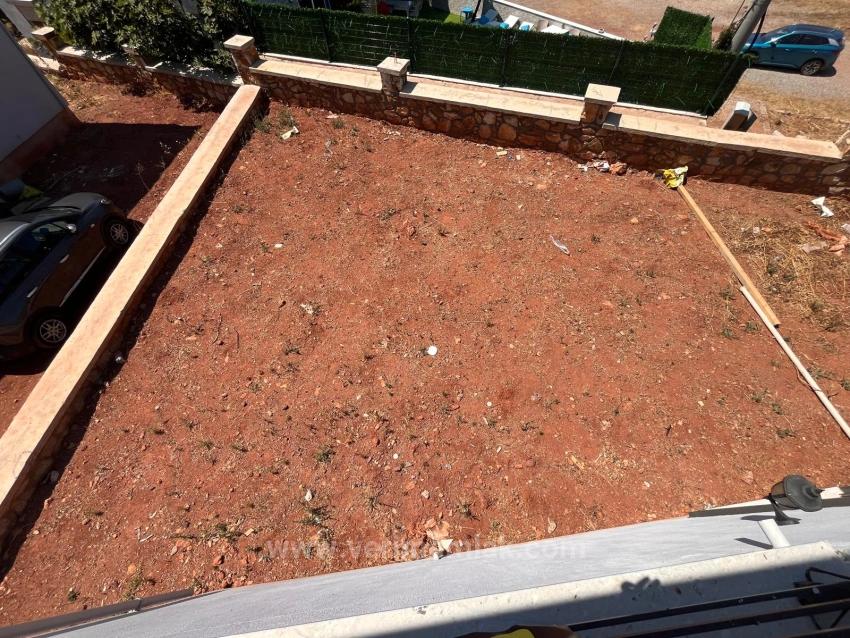 2+1 Summer House For Sale In Doğanbey, Separate Living Room And Kitchen With Underfloor Heating