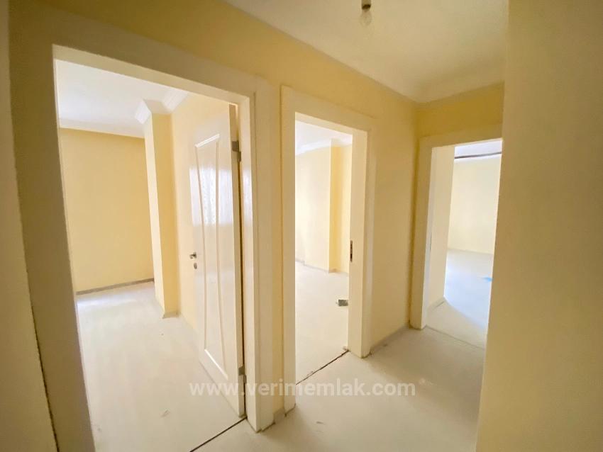 150M2 Large Spacious 2+1 Apartment For Sale In Ürkmez, Near The Sea