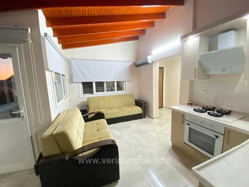 Ürkmez Seaside Middle Floor 2+1 Furnished Annual Rental Flat