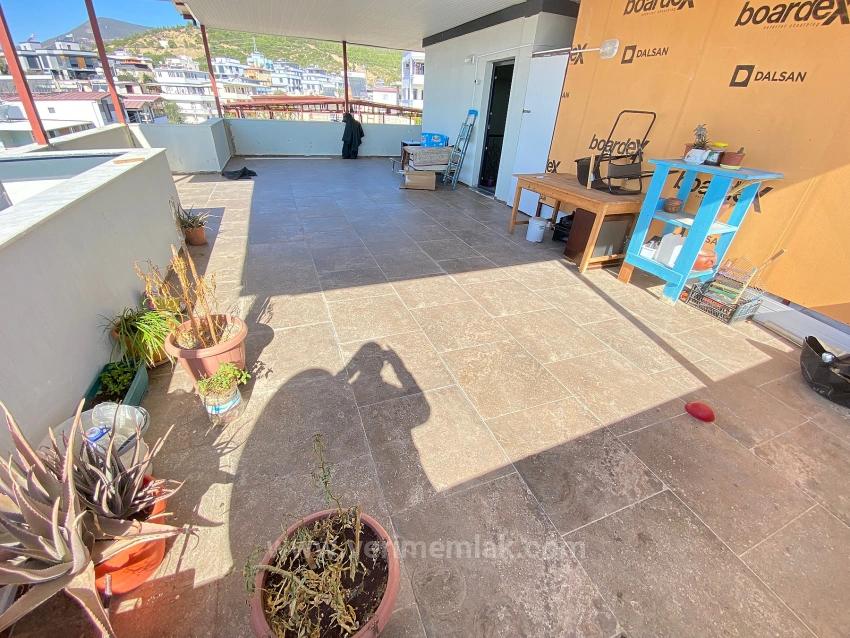 2+1 Duplex Apartment For Sale In Seferihisar Ürkmez, Close To The Sea