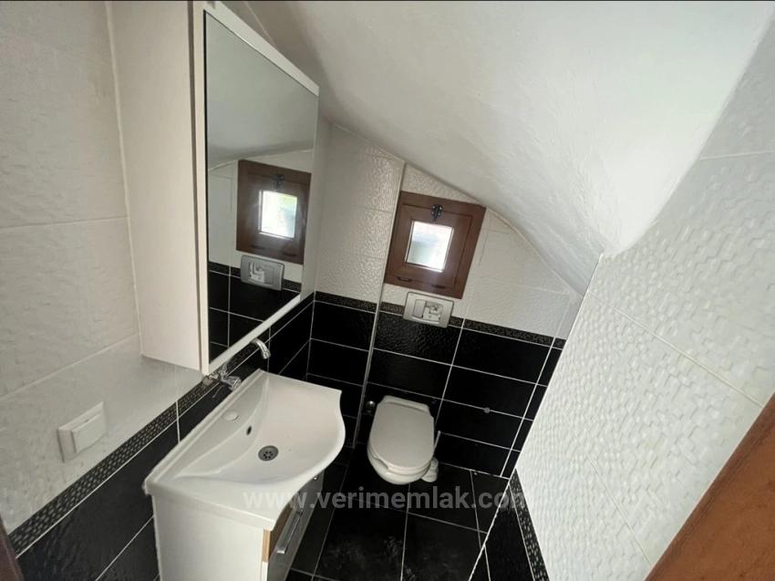 3+1 Villa With Garden For Sale In Ürkmez, Near The Sea