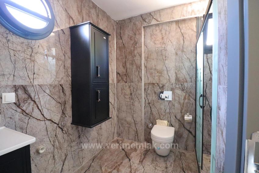 3+1 Villa For Sale By The Sea In Seferihisar Ürkmez