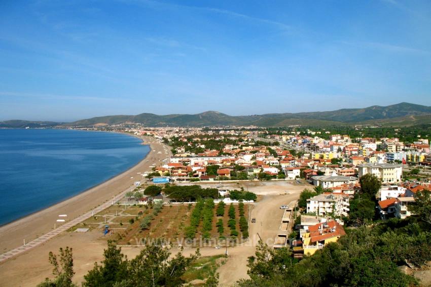 2+1 Flat For Sale With Garden And Free Of Charge In Seferihisar Ürkmez