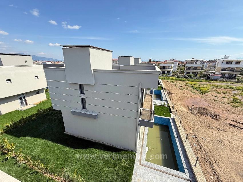 3+1 Villa With Single Detached Pool For Sale In Doğanbey