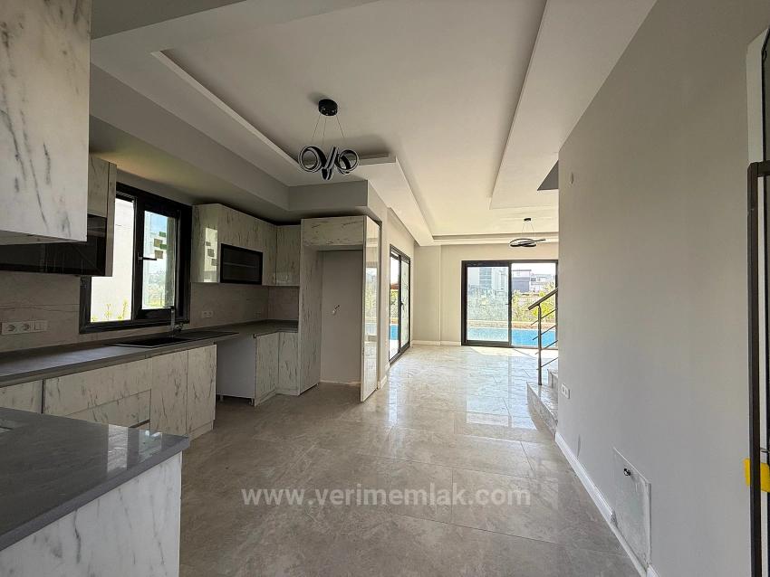 3+1 Villa With Single Detached Pool For Sale In Doğanbey