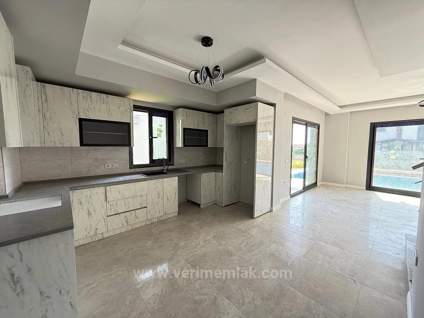 3+1 Villa With Single Detached Pool For Sale In Doğanbey
