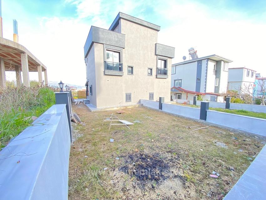 Awesome 2+1 Summer House For Sale In Doğanbey With Full Sea View