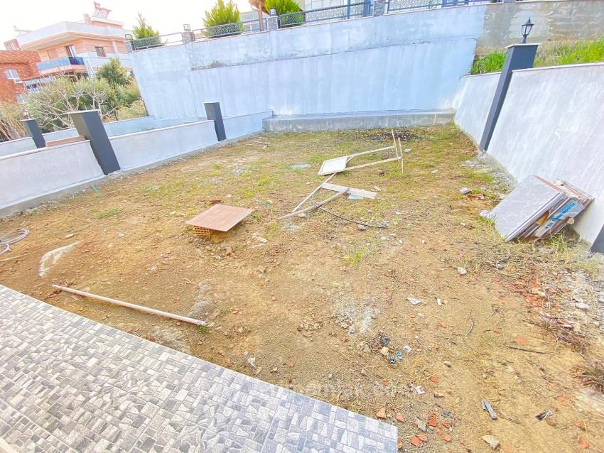 Awesome 2+1 Summer House For Sale In Doğanbey With Full Sea View