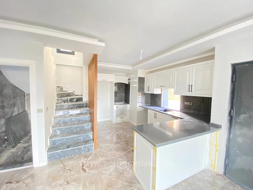 Awesome 2+1 Summer House For Sale In Doğanbey With Full Sea View