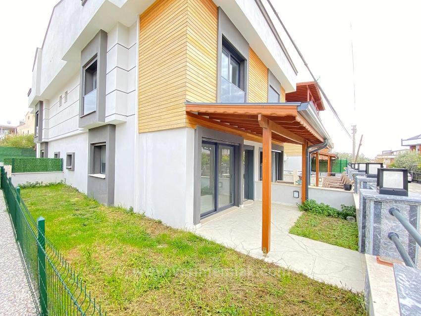 3+1 Villa Opportunity In Özdere, 400 Meters From The Sea, Very Close To The Market And Center