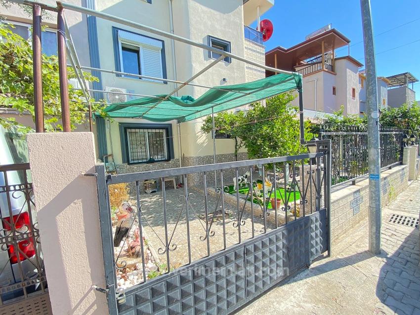 Detached Duplex 3+1 In Ürkmez Mersin Area, 200M From The Sea