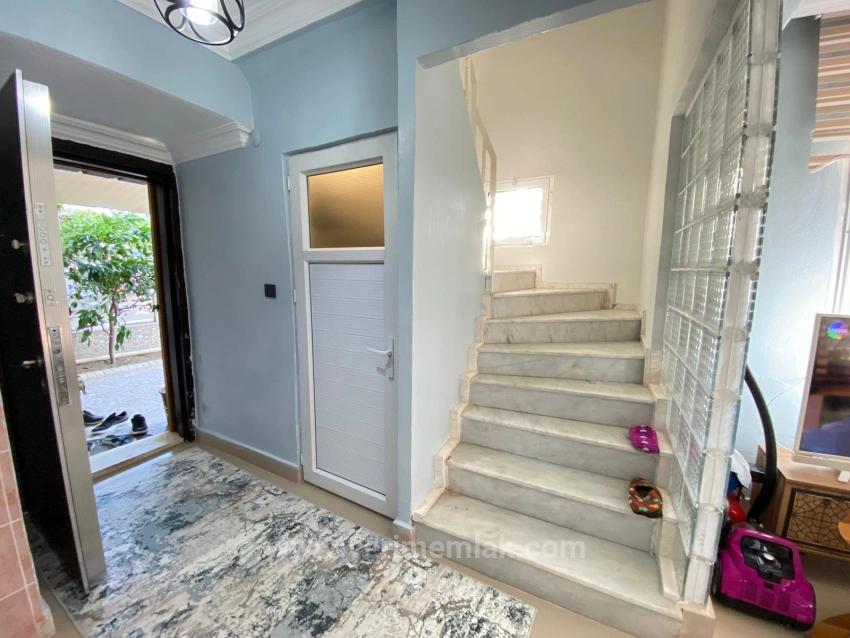 Detached Duplex 3+1 In Ürkmez Mersin Area, 200M From The Sea