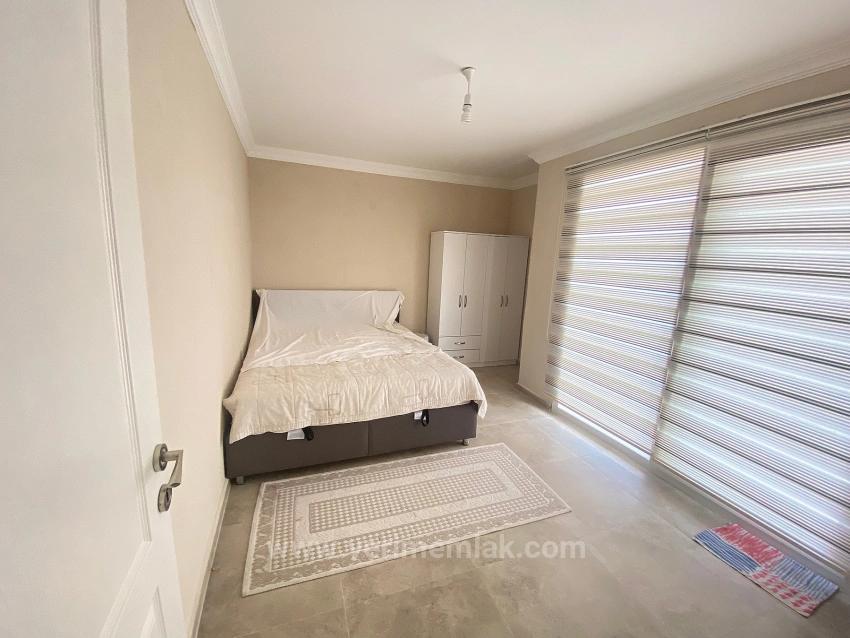 7+3 Apartments For Sale In A Complete Building 100M From The Sea In Ürkmez