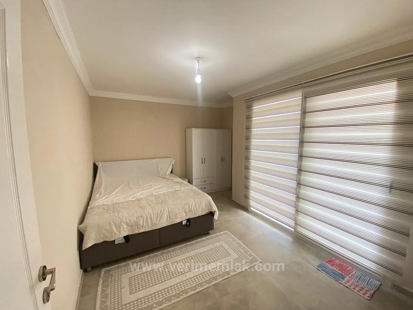 7+3 Apartments For Sale In A Complete Building 100M From The Sea In Ürkmez