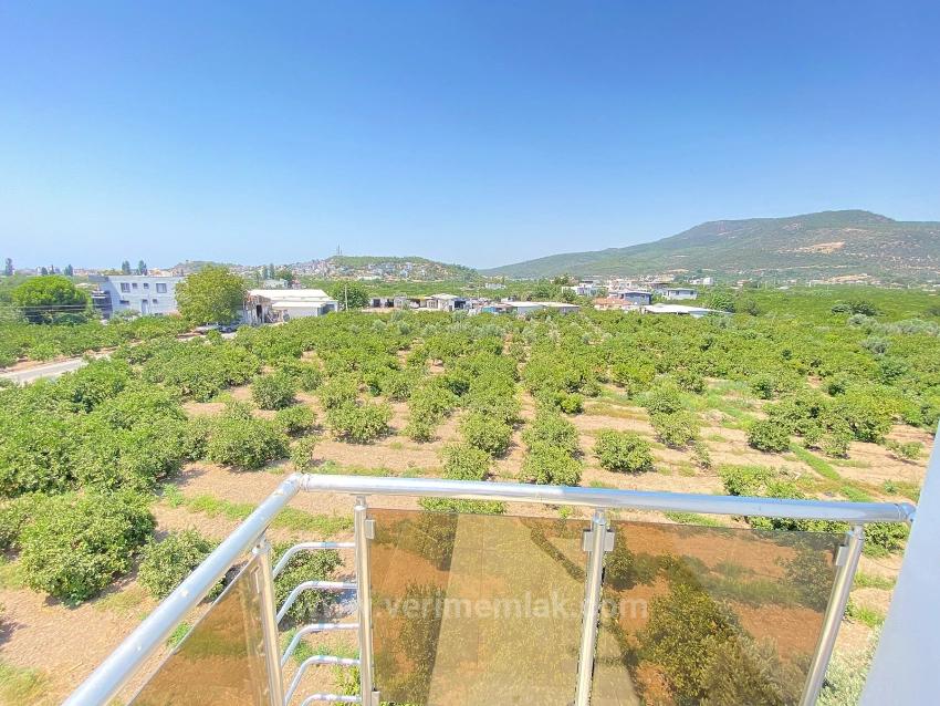 2+1 Apartment For Sale In Gumuldur City Center, 850M From The Sea