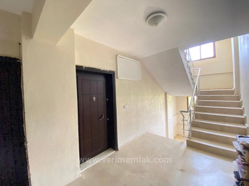 2+1 Apartment For Sale In Gumuldur City Center, 850M From The Sea