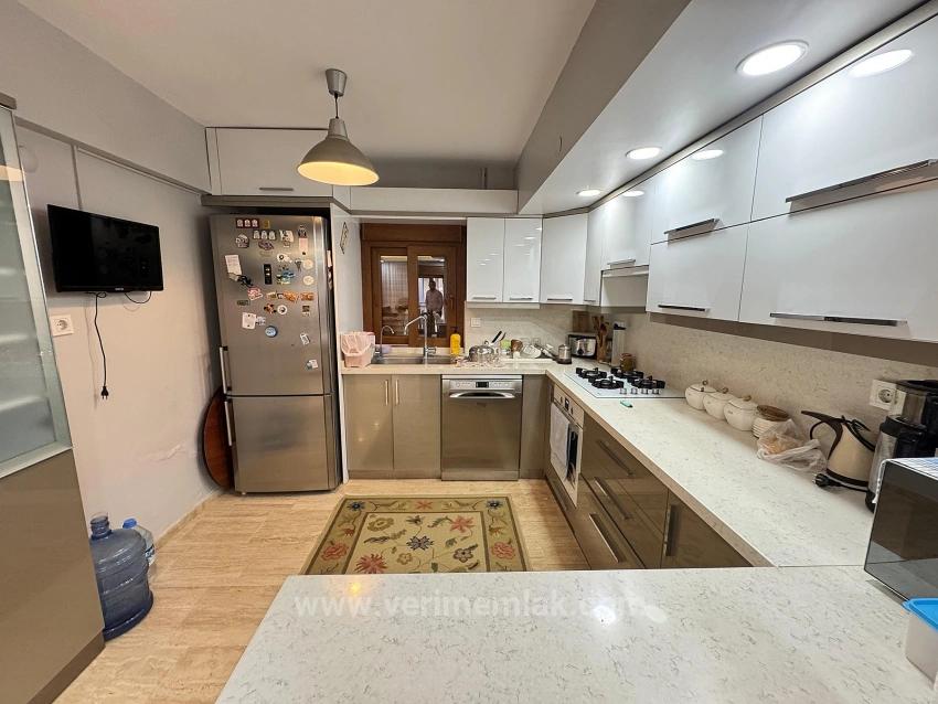 Furnished 5+1 Villa With A Large Garden For Sale In Gumuldur, 50 Meters From The Sea