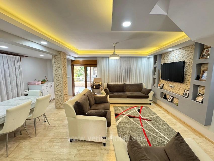 Furnished 5+1 Villa With A Large Garden For Sale In Gumuldur, 50 Meters From The Sea