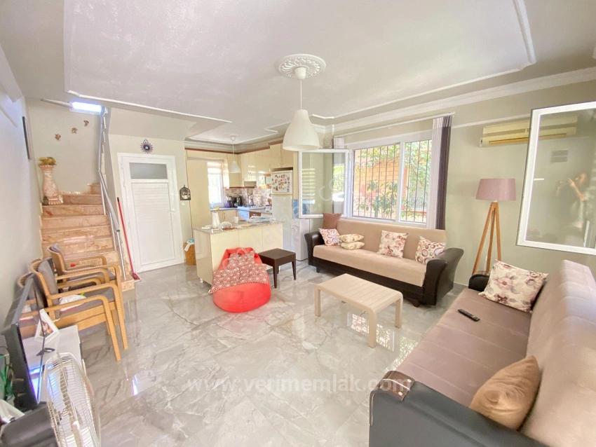 Spacious 3+1 Villa For Sale In Seferihisar Doğanbey, 300 Meters From The Sea