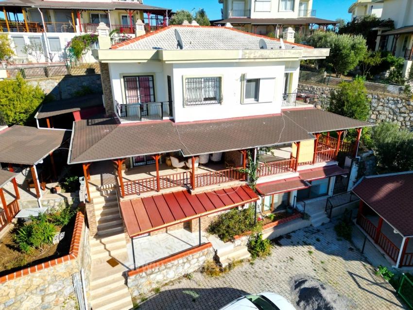 4+1 Villa With Sea View For Sale In Seferihisar Doğanbey