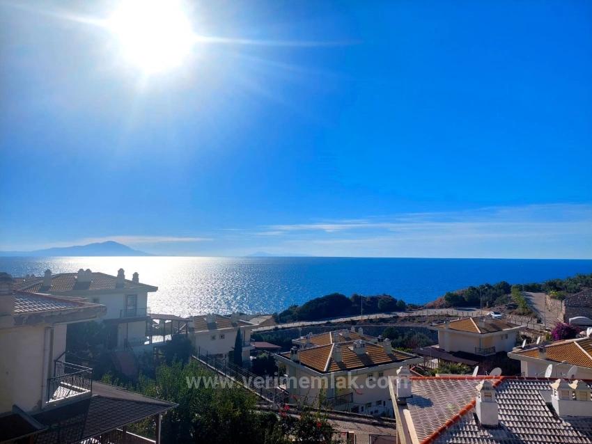 4+1 Villa With Sea View For Sale In Seferihisar Doğanbey