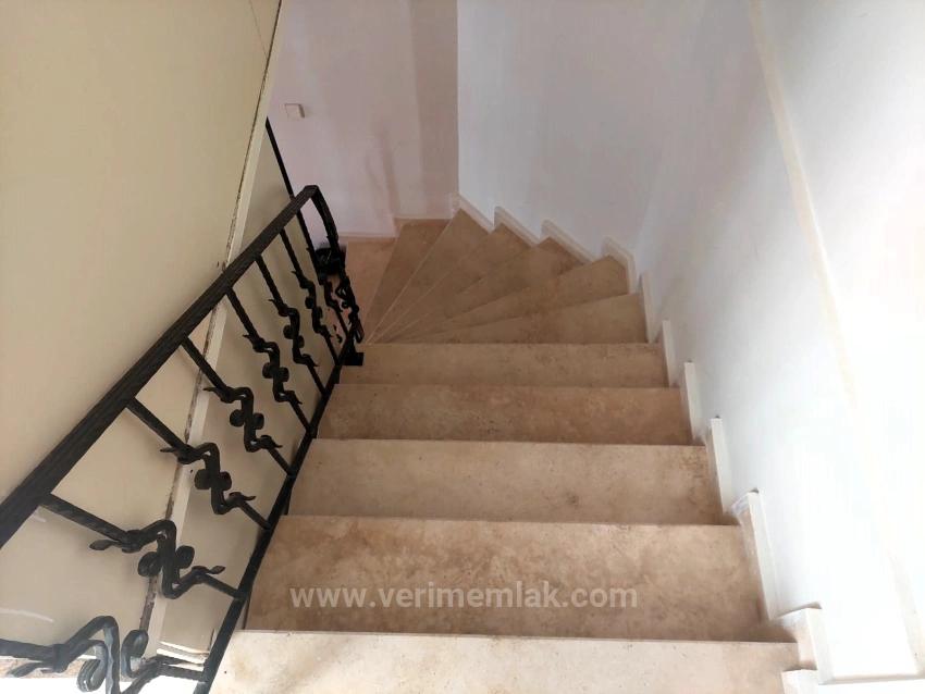 4+1 Villa With Sea View For Sale In Seferihisar Doğanbey